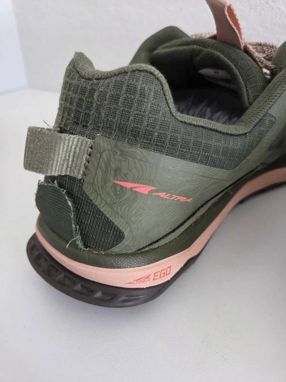 Altra Lone Peak 6 Women's Trail Runner Olive Green And Pink Size 12